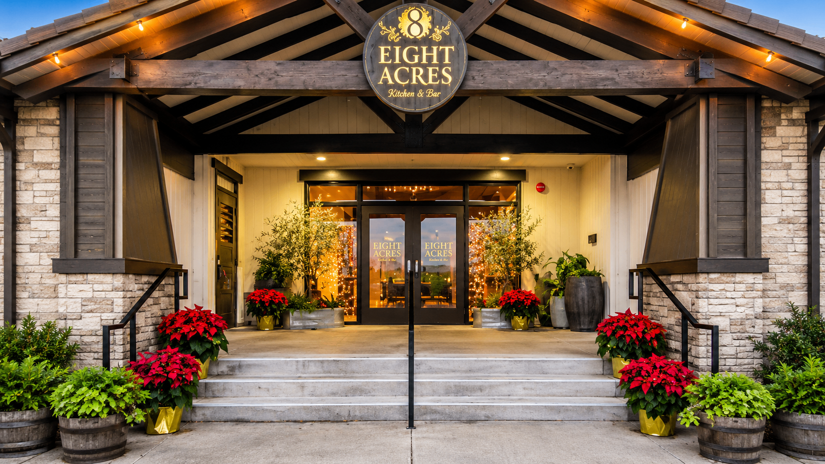 Eight Acres | Kitchen & Bar